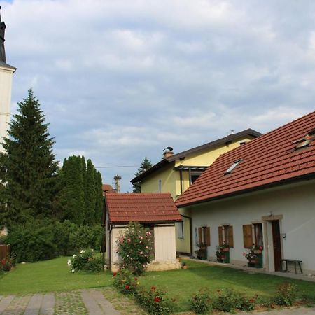 Sleeping In Village Svecina Zewnętrze zdjęcie